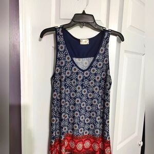 Lavish Sleeves Top size Medium